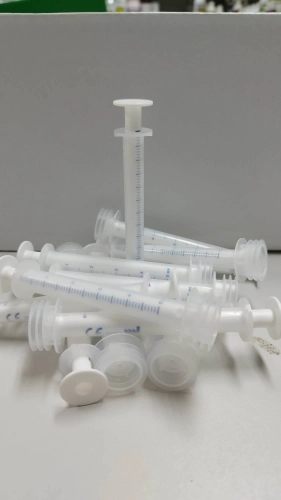 Adapter + strzykawka 5ml do płynnych produktów Centrum Zdrowia Gołębi